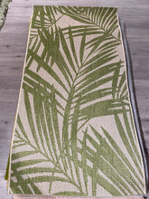 Premium Indoor/Outdoor Green Palm Leaf Rug 80x150cm – For Living Room, Bedroom & Patio