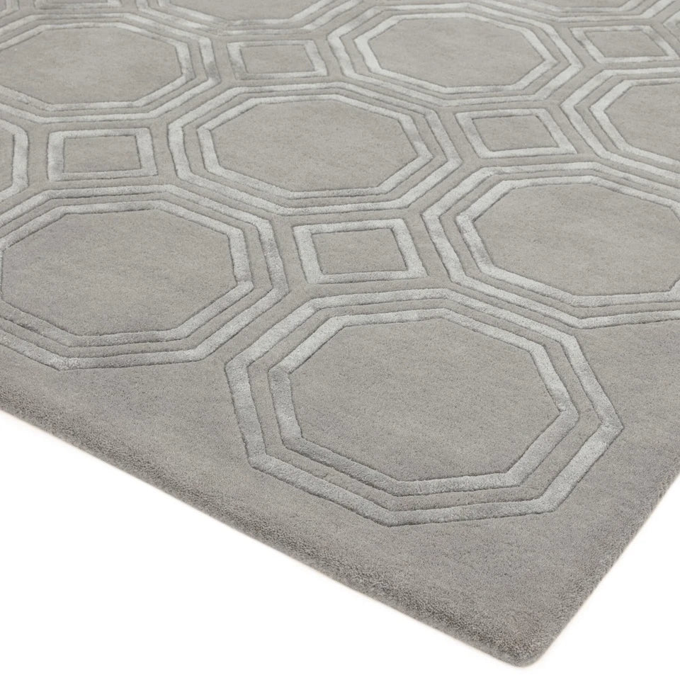 Luxury Nexus Octagon Silver Rug 160x230cm, Hand Carved for Bedroom & Living Room
