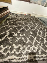 Modern Alto Grey & Cream Moroccan Shaggy Rug 160x230cm – Luxurious Shag Pile Rug