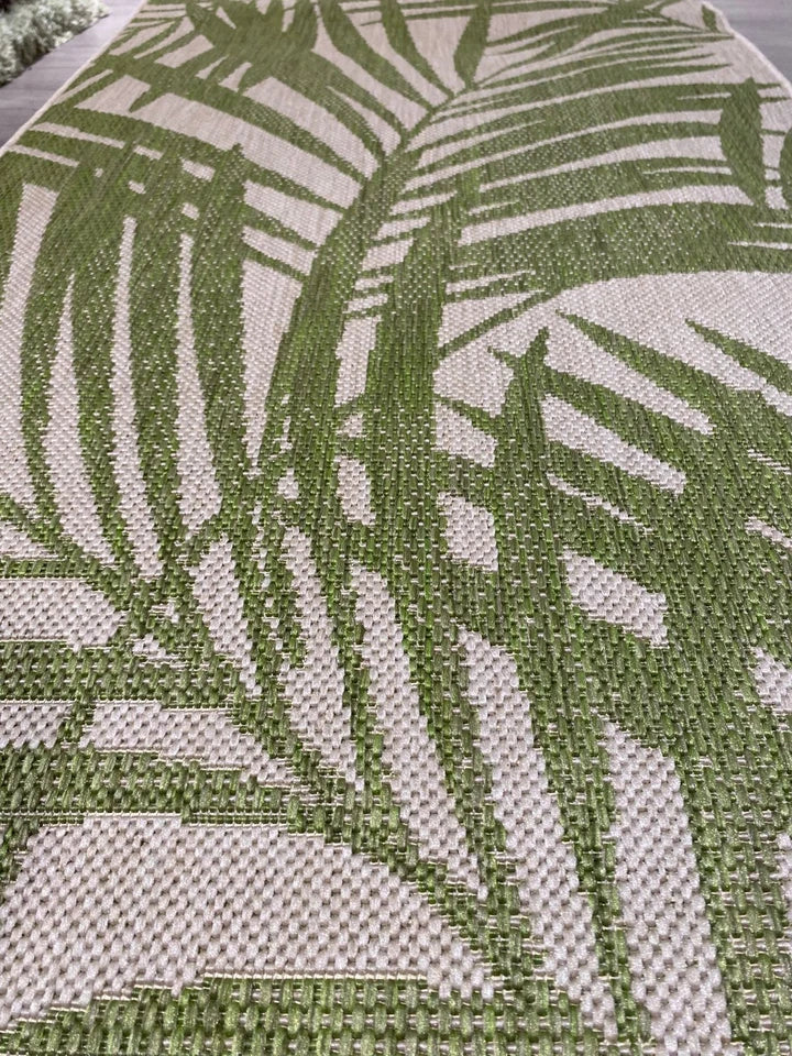 Premium Indoor/Outdoor Green Palm Leaf Rug 80x150cm – For Living Room, Bedroom & Patio