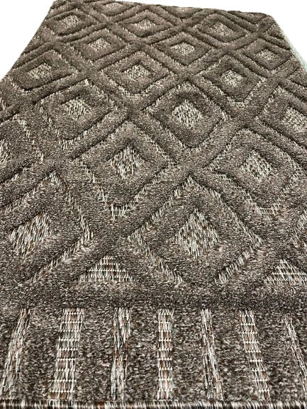 Premium Salta Indoor/Outdoor Charcoal Diamond Rug 80x150cm – Durable Modern Rug