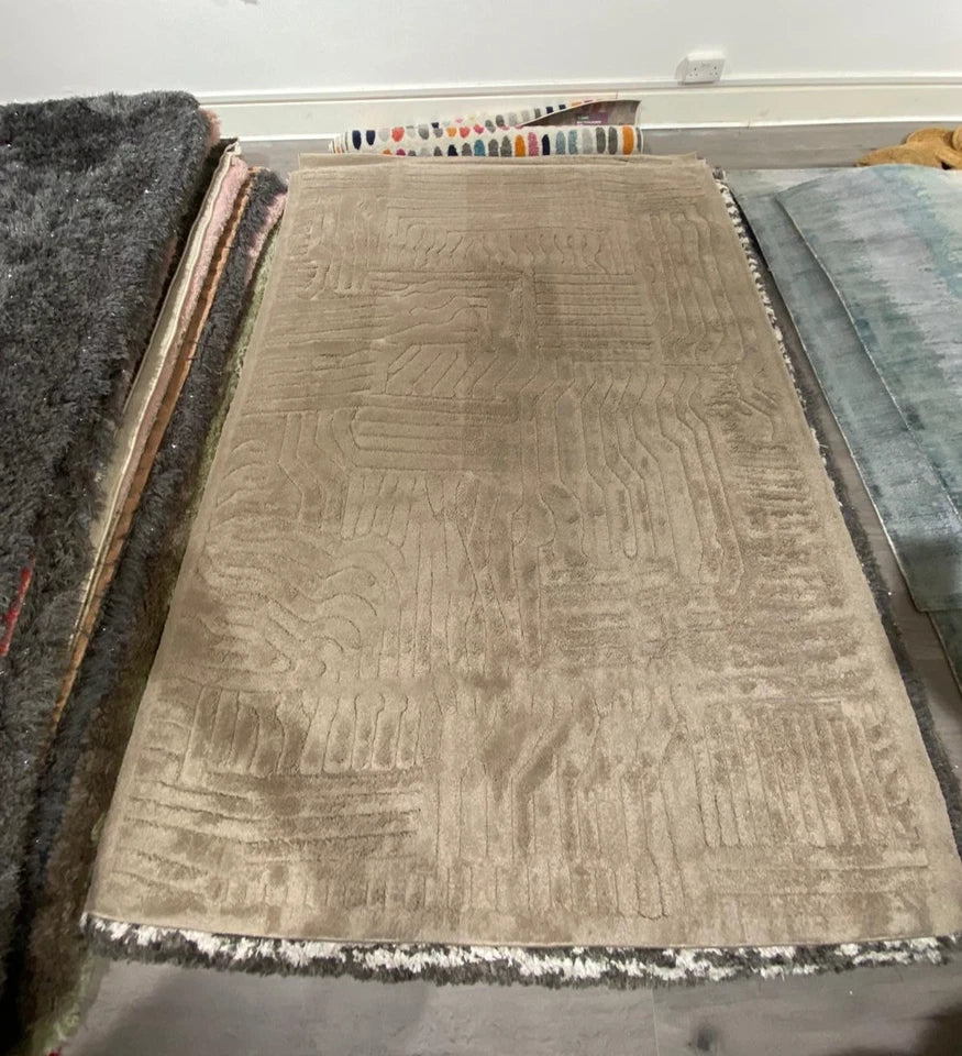 Premium Valley Natural Route Rug 160x230cm – 3D Carved Pattern